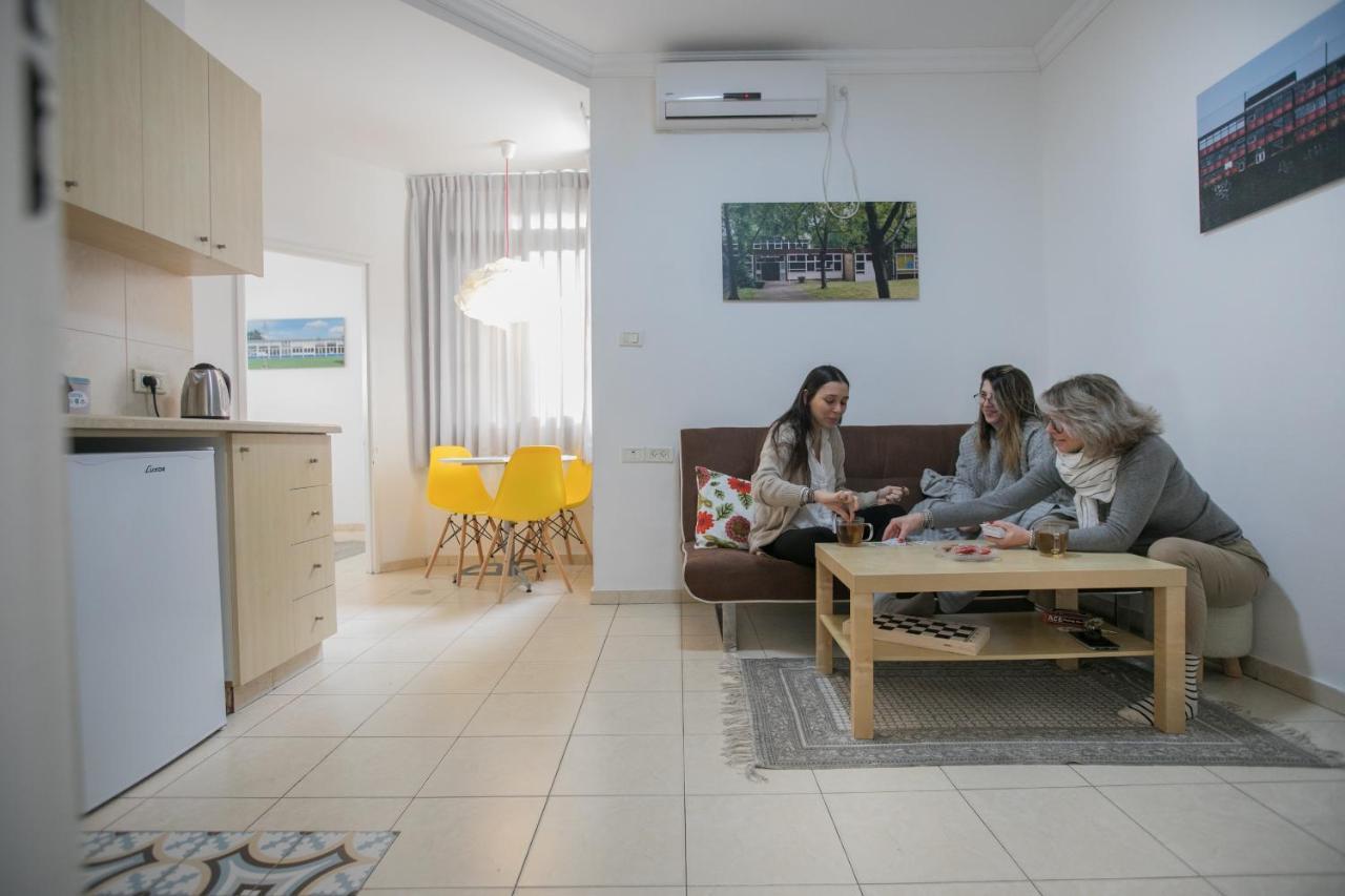 Tel Aviv Suites 3*
