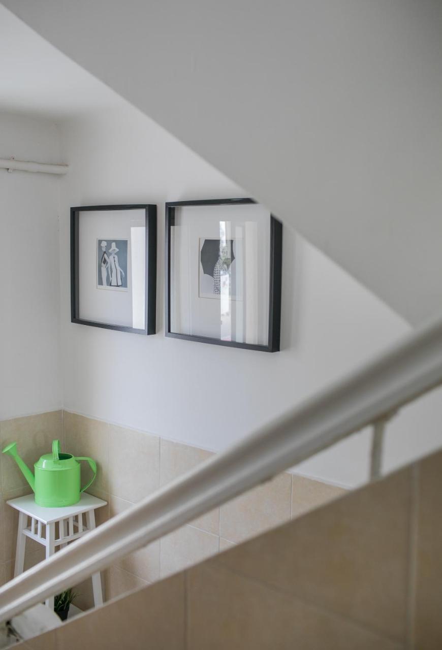 Tel Aviv Suites 3*